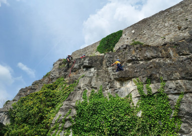 Escalade: Grimpe au Château - Complet